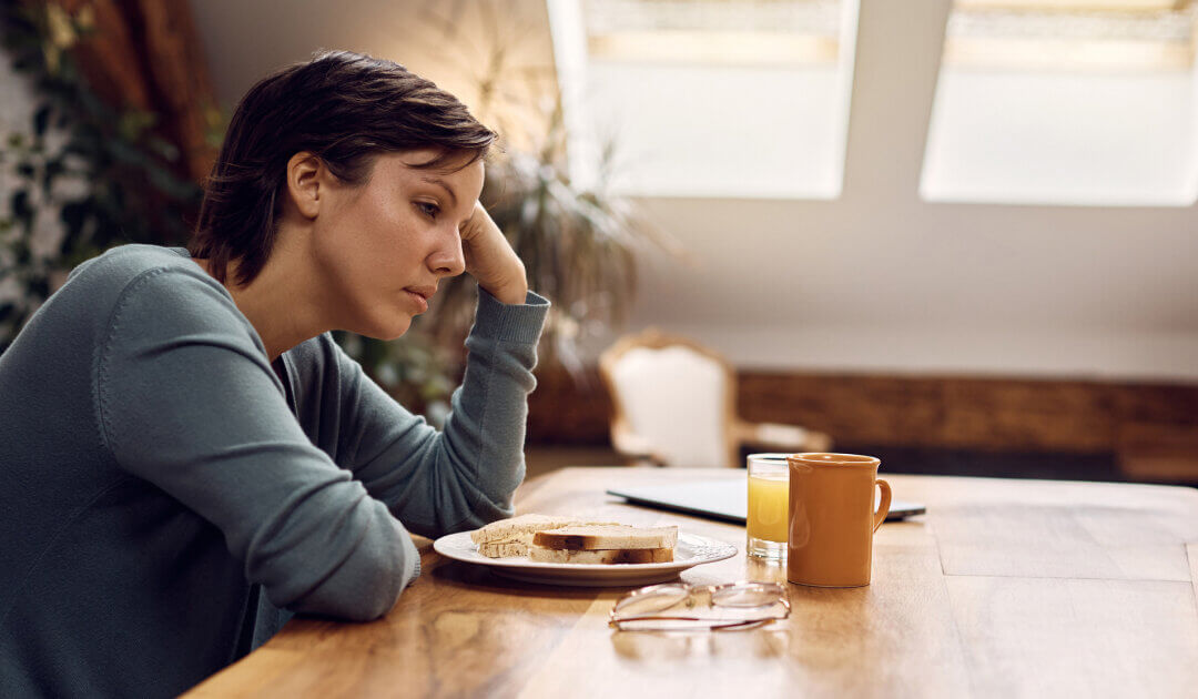 What to Eat When Nothing Tastes Good: A Guide for Cancer Patients